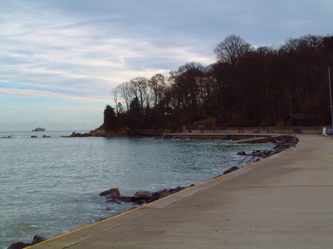 Seagrove Bay towards St.Helens Fort